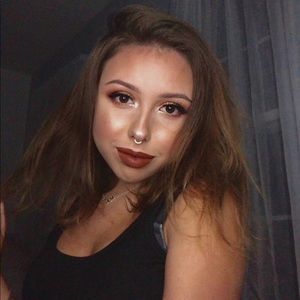 Meet your Posher, Madison